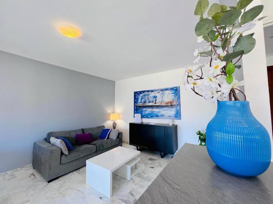 Le Pinede - Apt 4 Prs- Parking - Clim - 500M Plages Antibes Eksteriør billede