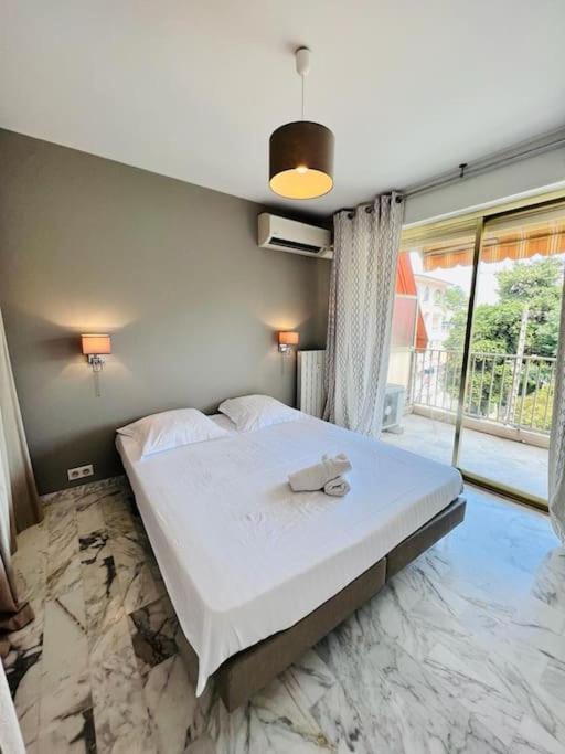 Le Pinede - Apt 4 Prs- Parking - Clim - 500M Plages Antibes Eksteriør billede